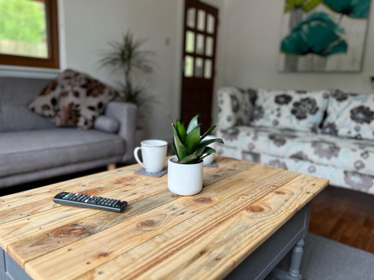 Birchwood Cottage Tore Bagian luar foto